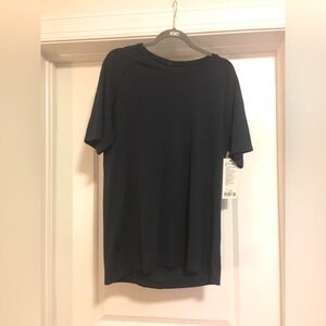 Brand new Lululemon Men’s Shirt